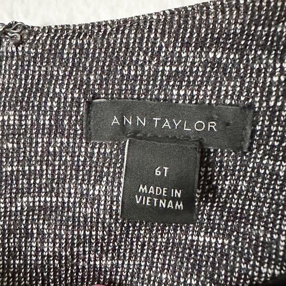 Ann Taylor Pearl Adorned Long Sleeve Gray Knee Length Dress women’s size 6T - Picture 6 of 13